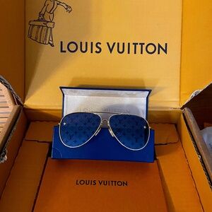 Lois Vuitton Sunglasses